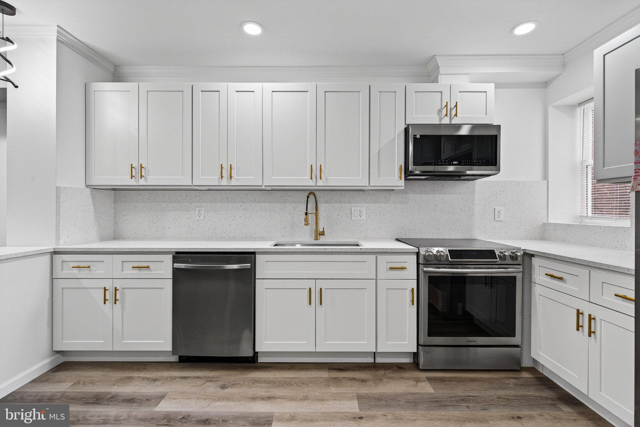 BARCLAY - Residential