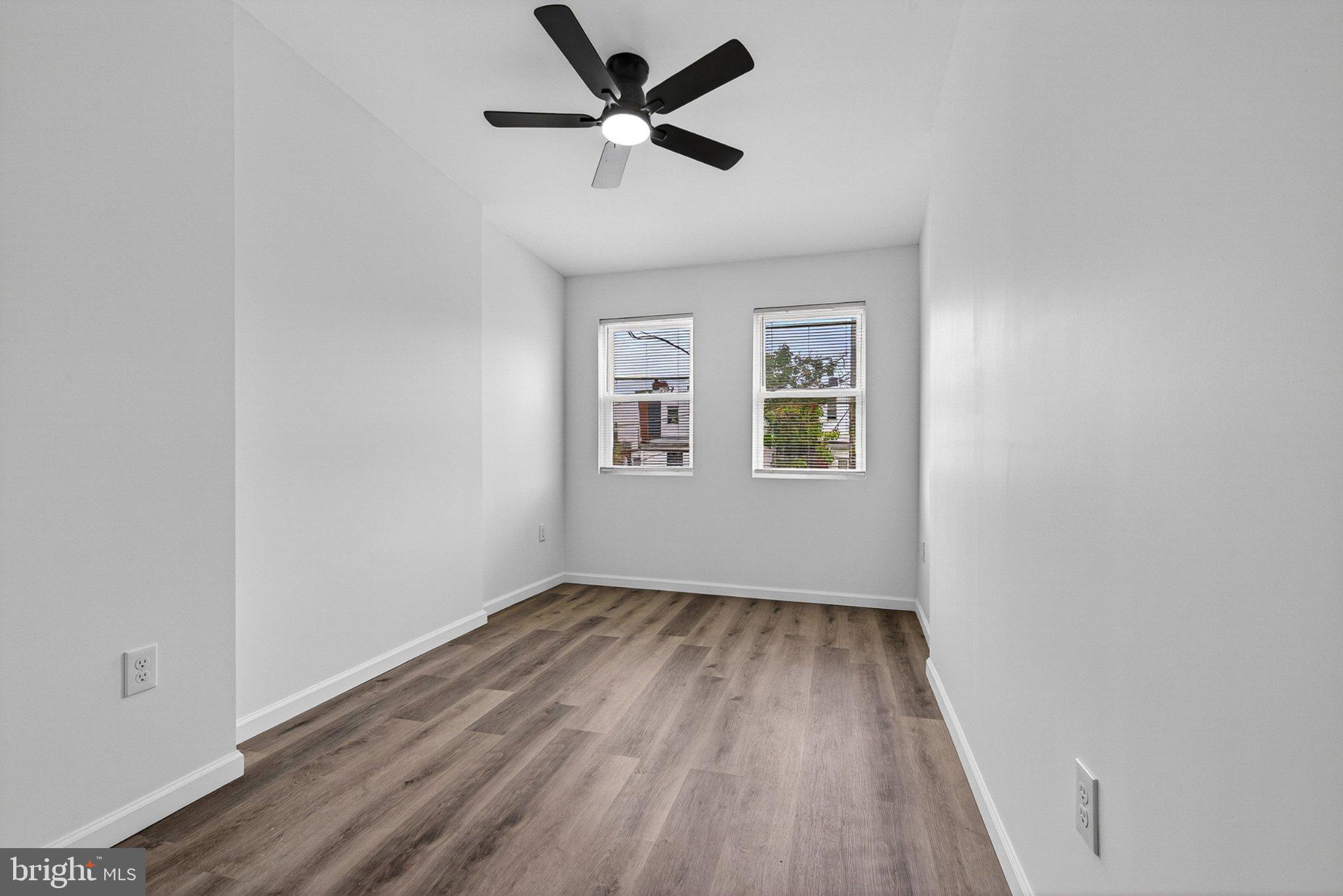 BARCLAY - Residential