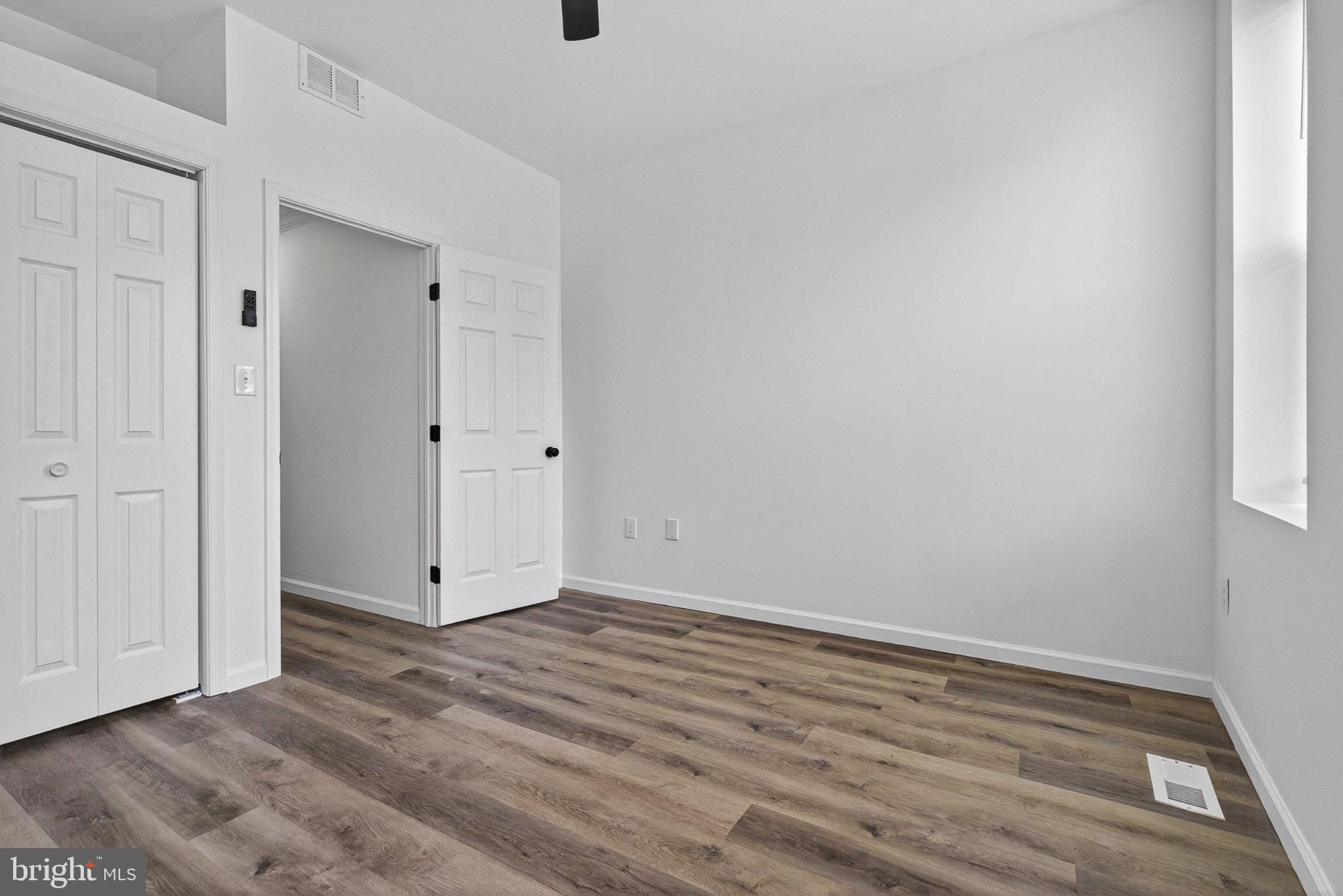 BARCLAY - Residential