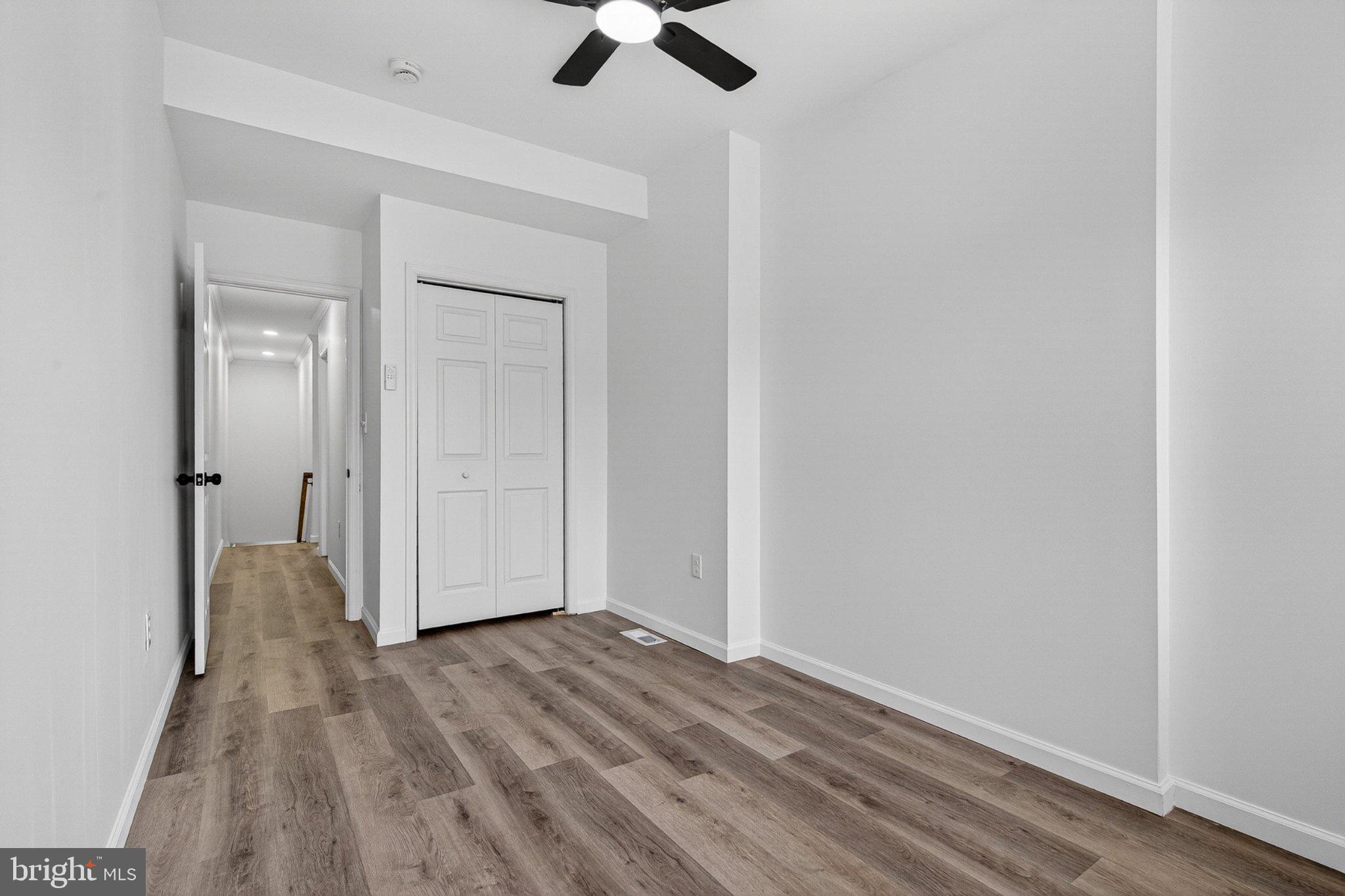 BARCLAY - Residential