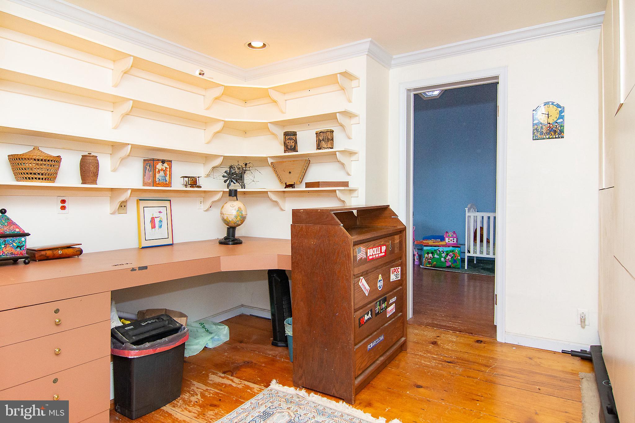 HAMPSTEAD - Residential