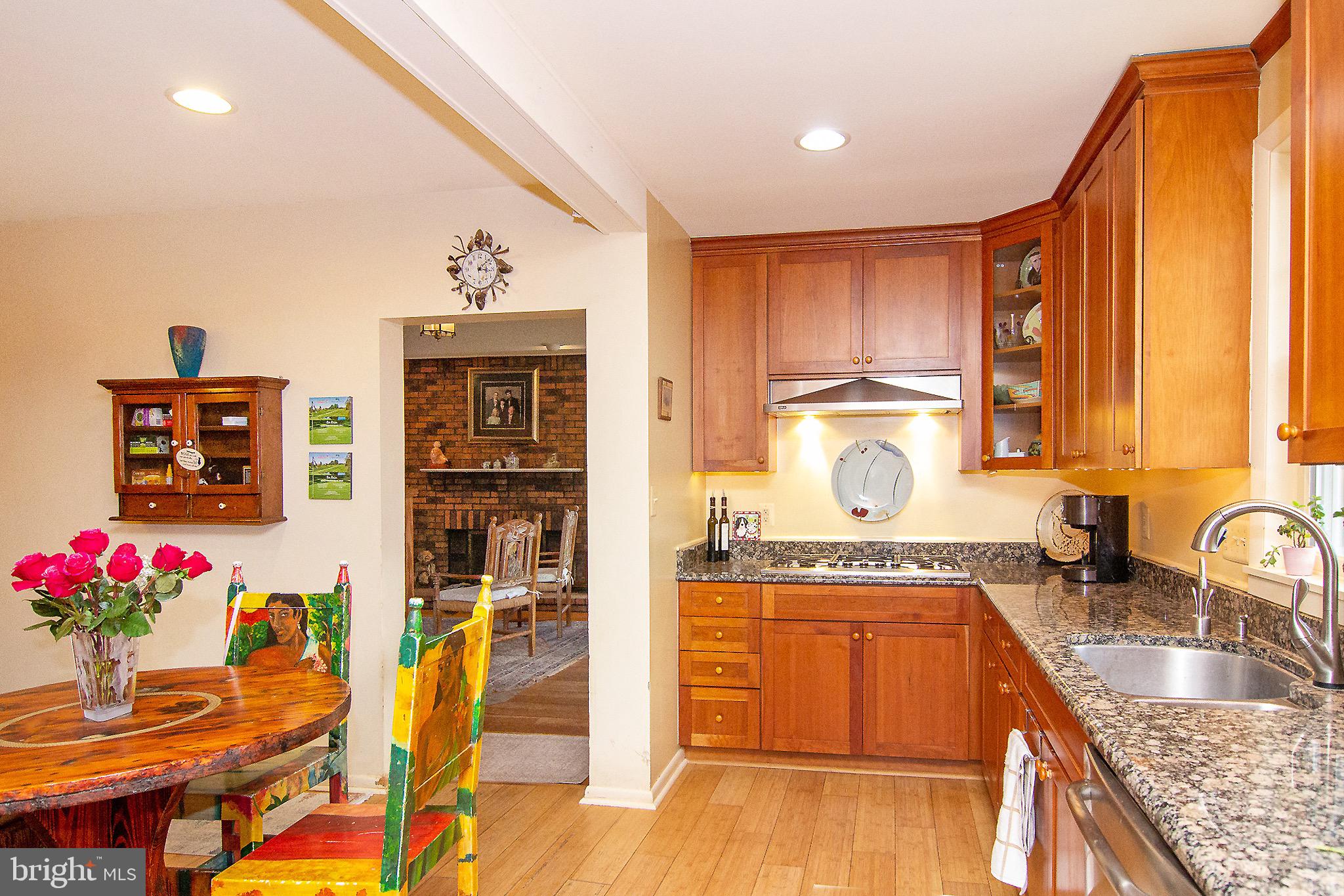 HAMPSTEAD - Residential