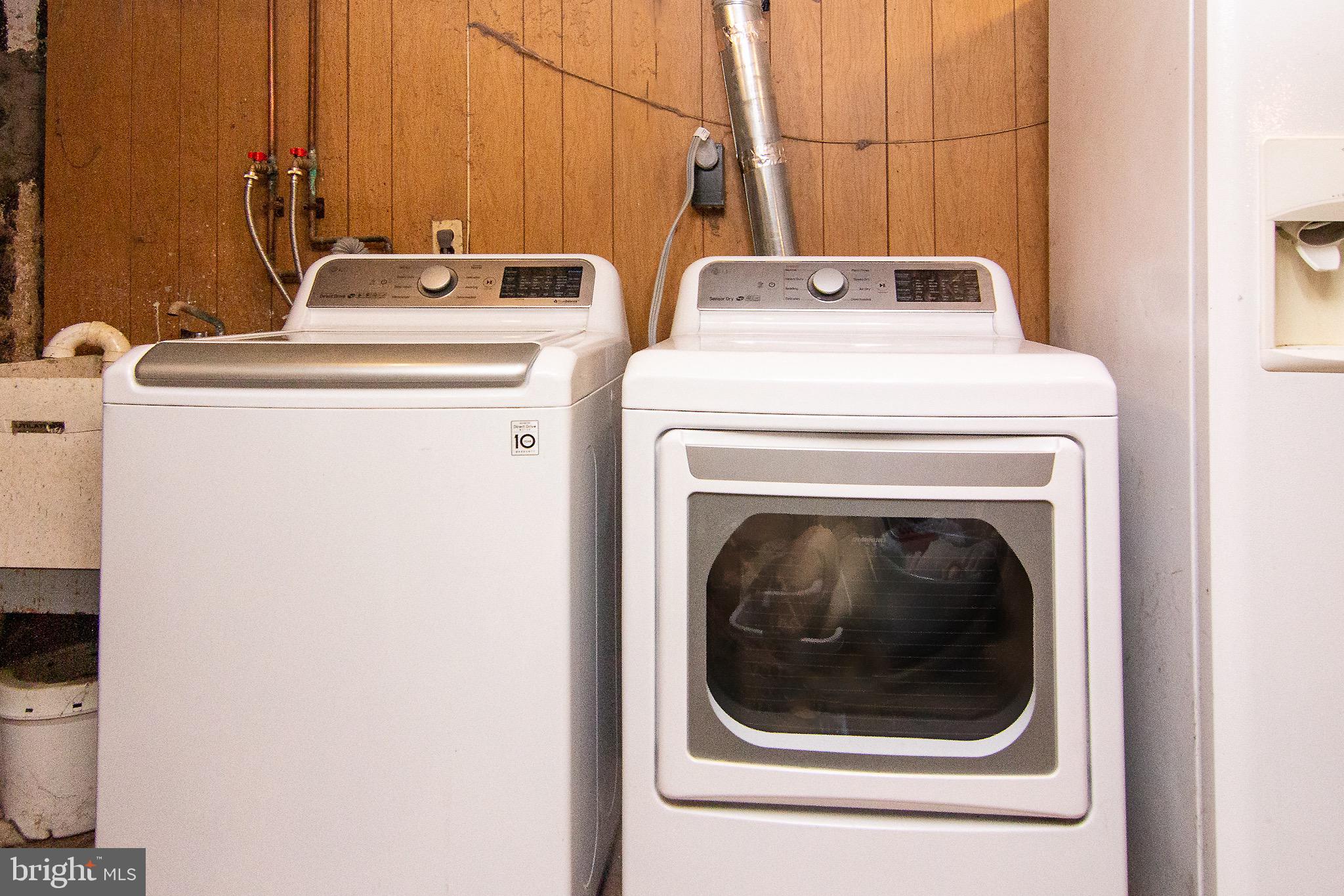 HAMPSTEAD - Residential