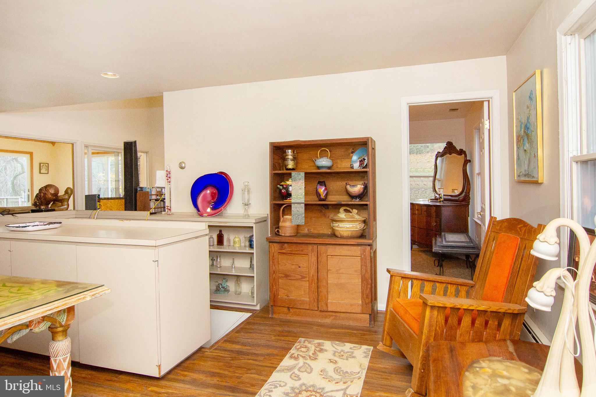 HAMPSTEAD - Residential