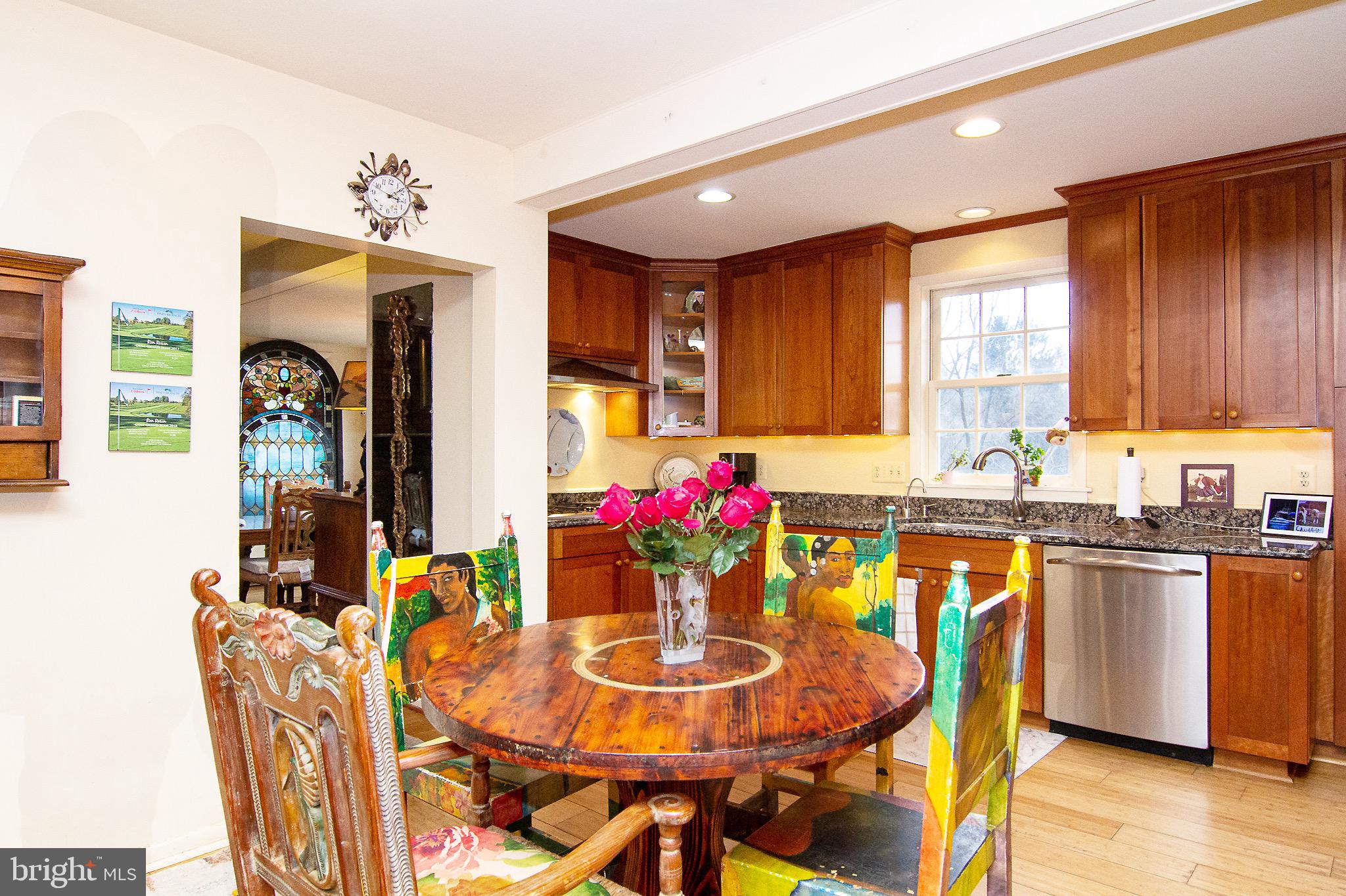 HAMPSTEAD - Residential