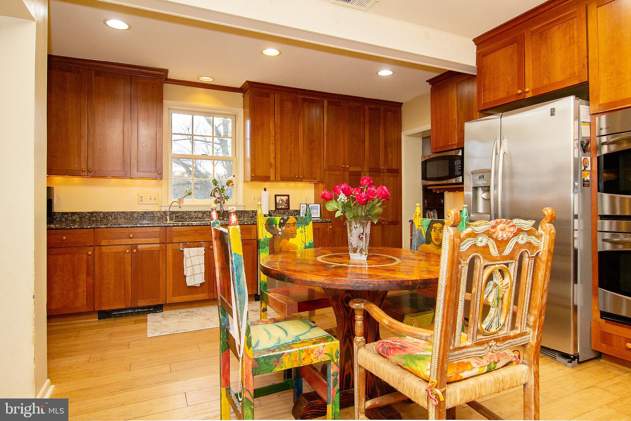 HAMPSTEAD - Residential