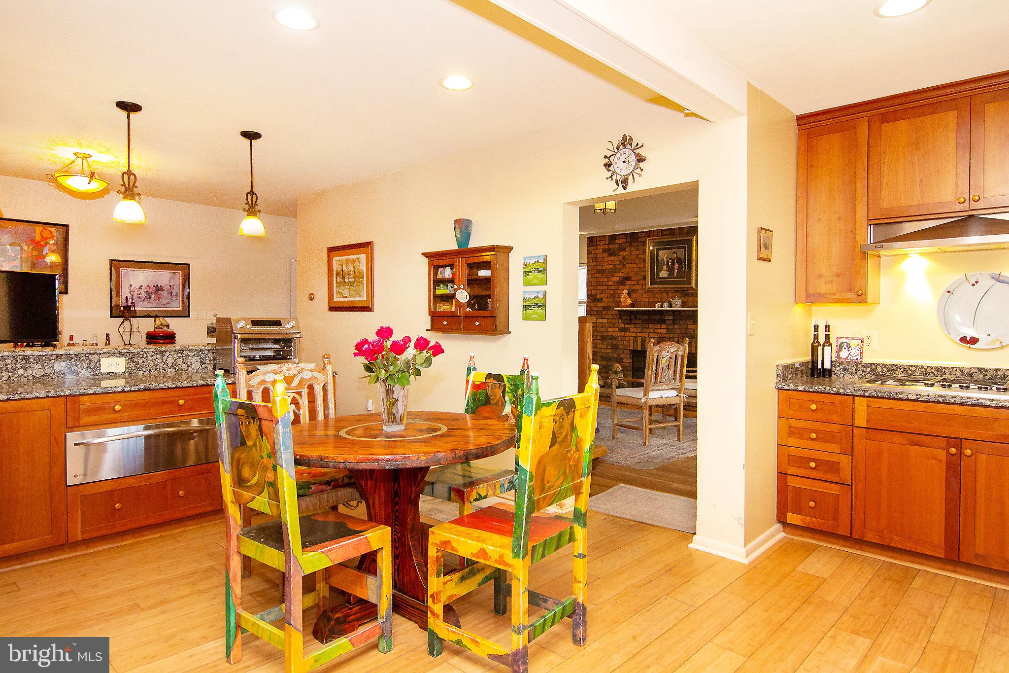 HAMPSTEAD - Residential