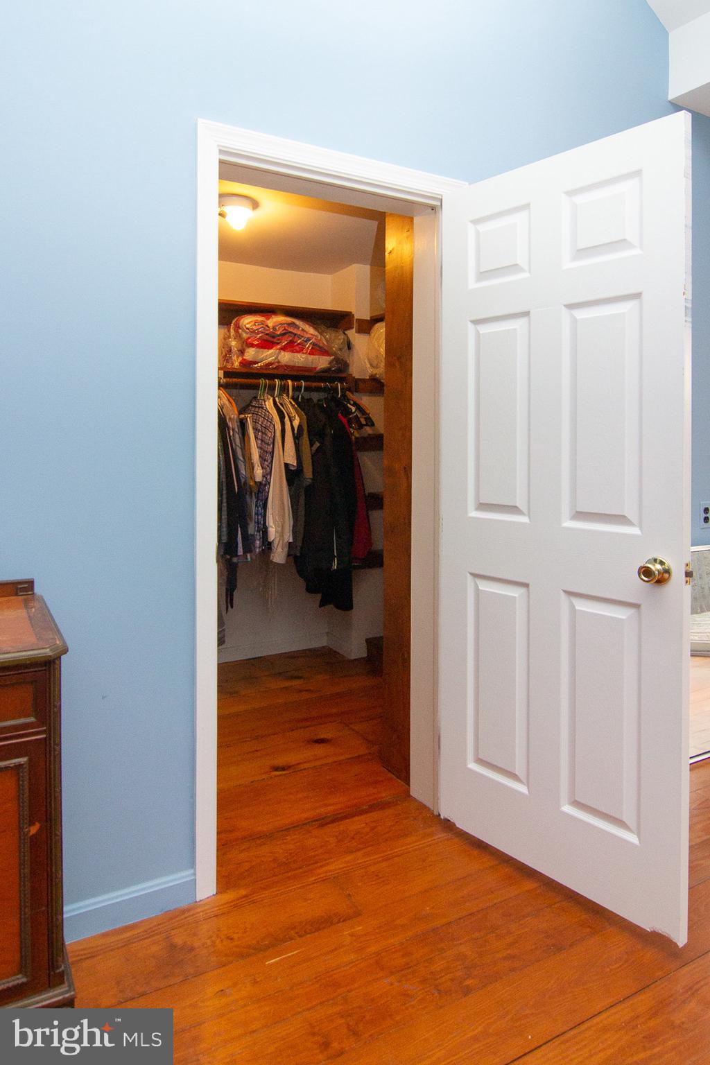 HAMPSTEAD - Residential