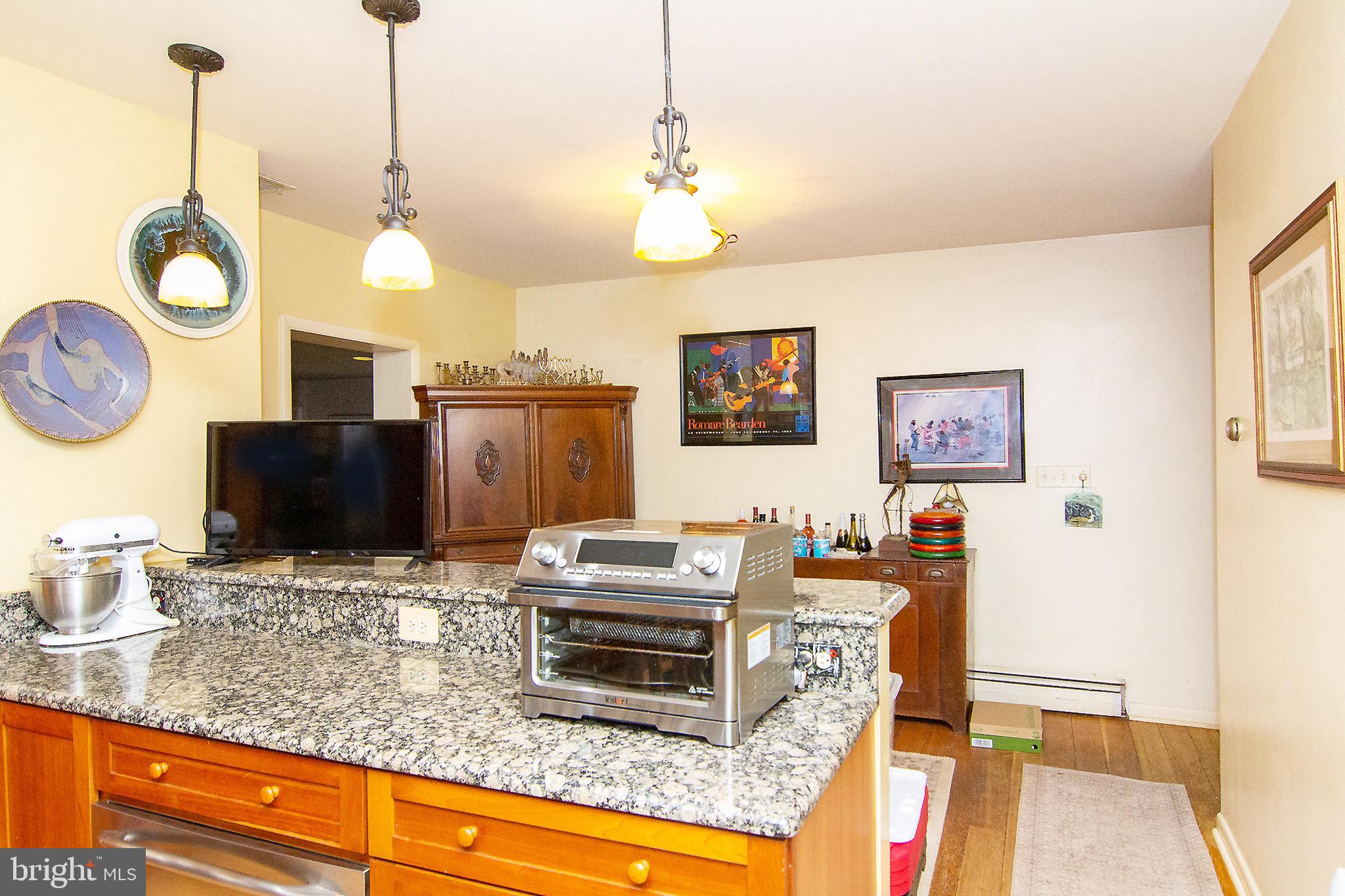 HAMPSTEAD - Residential