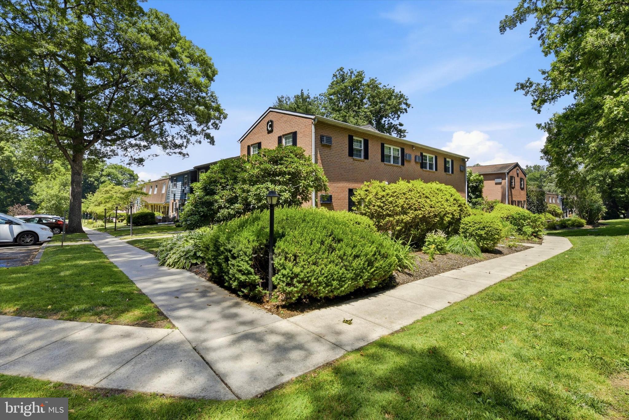 207 WALNUT HILL ROAD 11