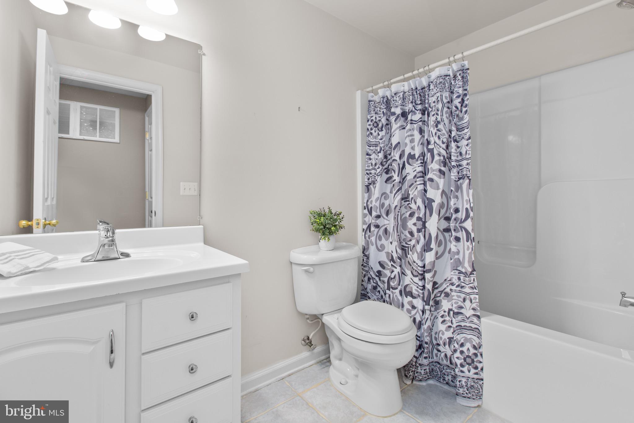 AUSTIN RIDGE - Residential