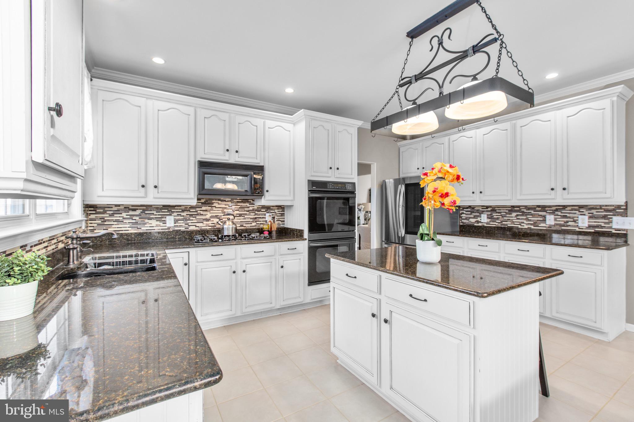 AUSTIN RIDGE - Residential