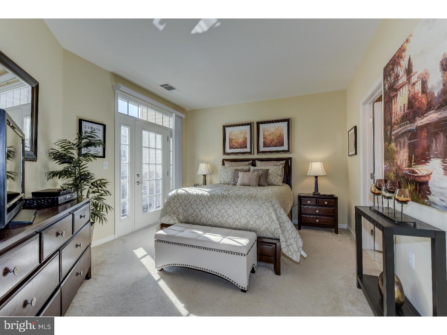 THE GRANDE AT RIVERVIEW - Residential