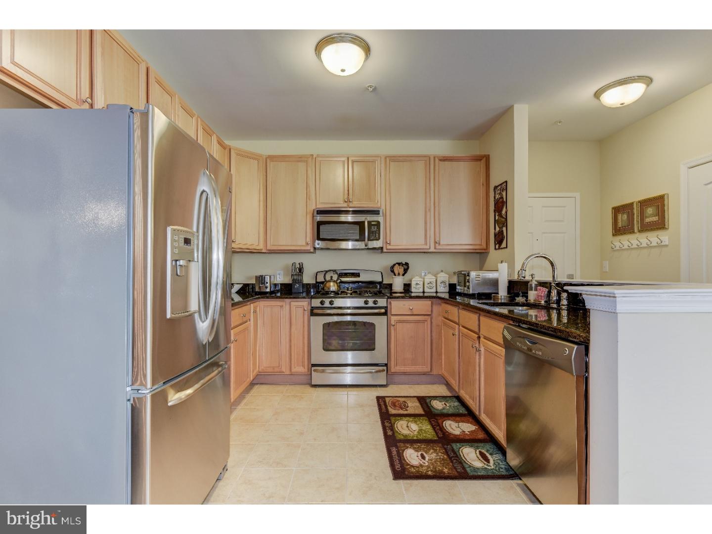 THE GRANDE AT RIVERVIEW - Residential