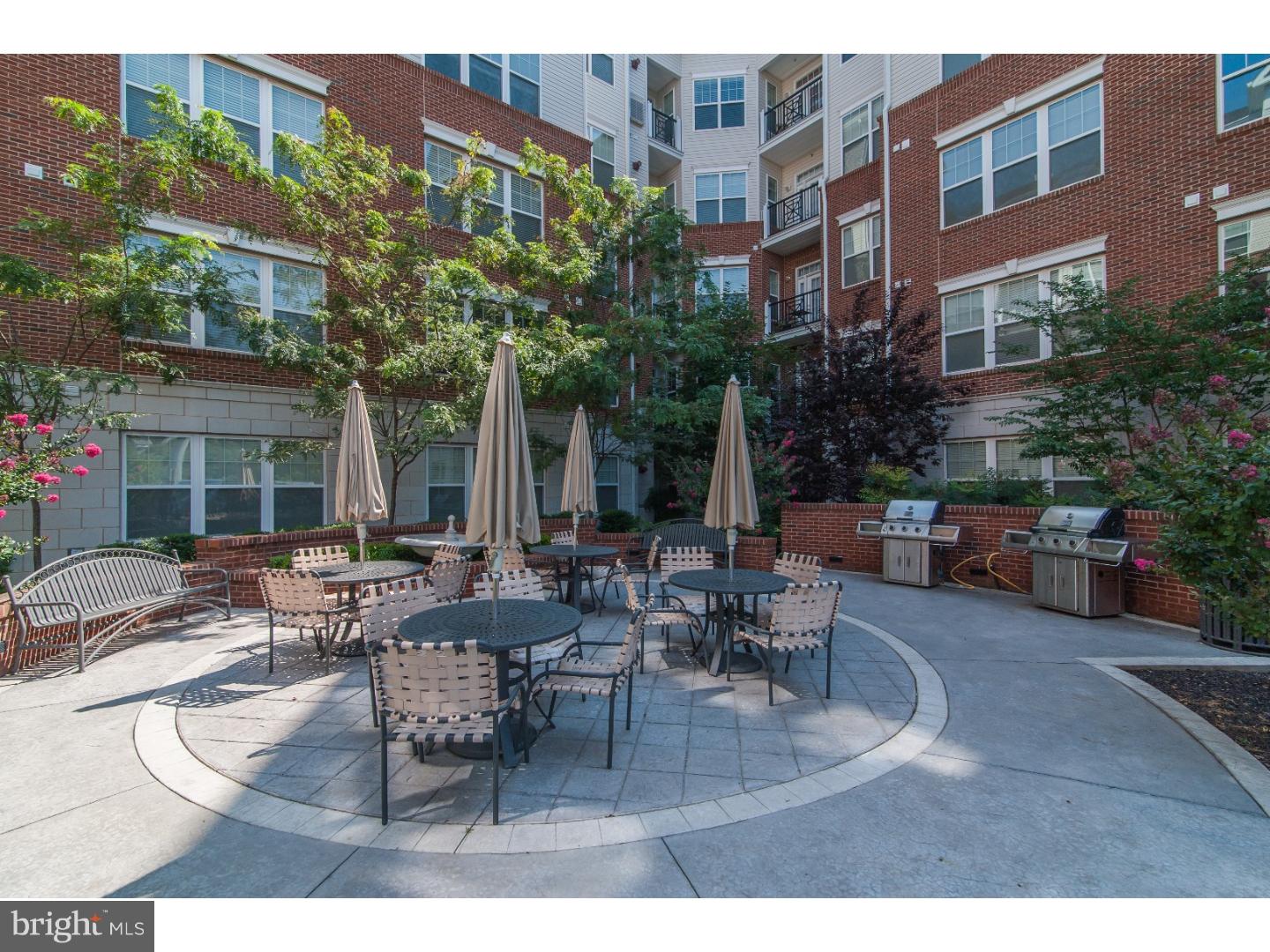 THE GRANDE AT RIVERVIEW - Residential