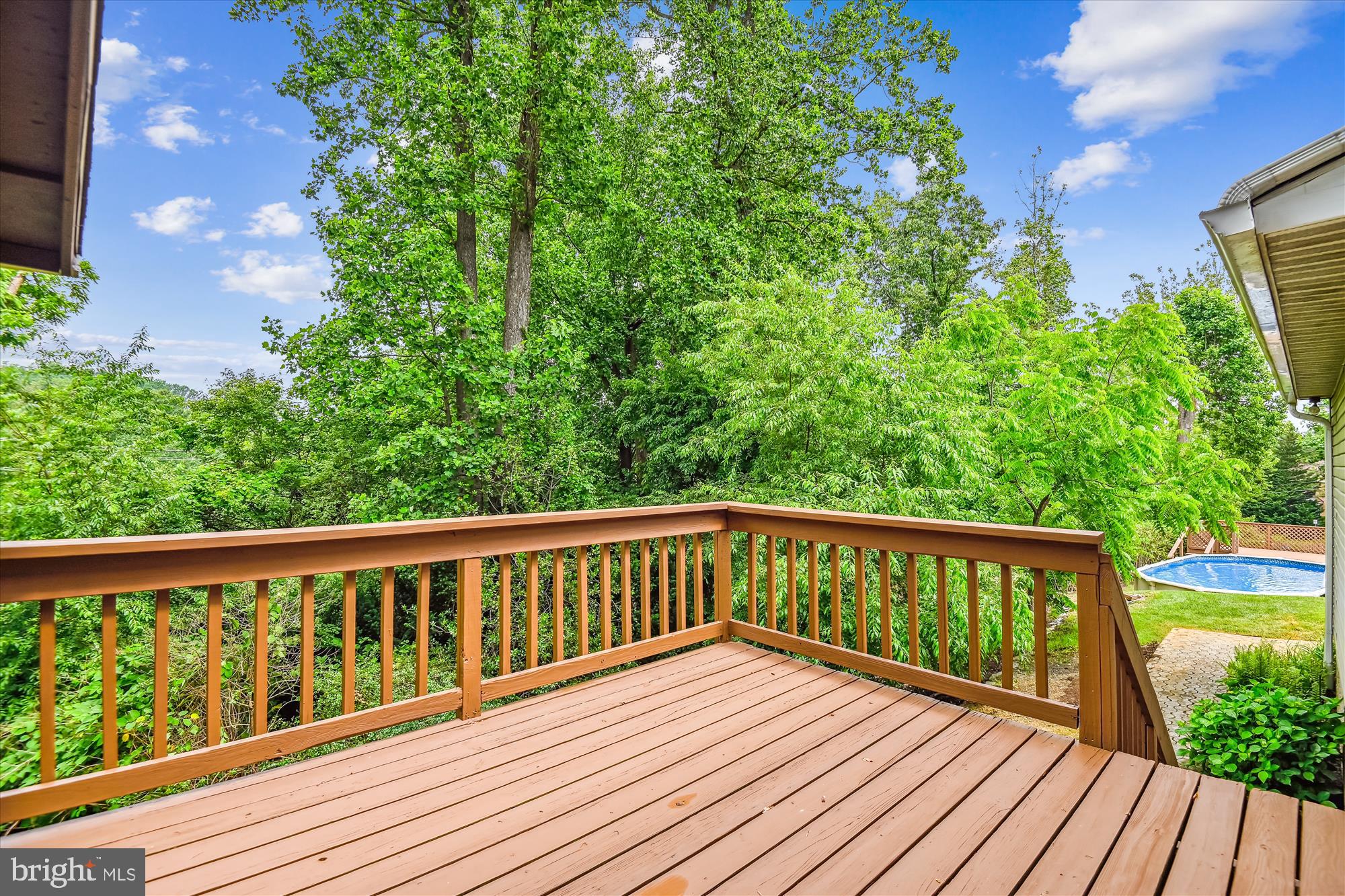 WOODRIDGE MANOR - Residential