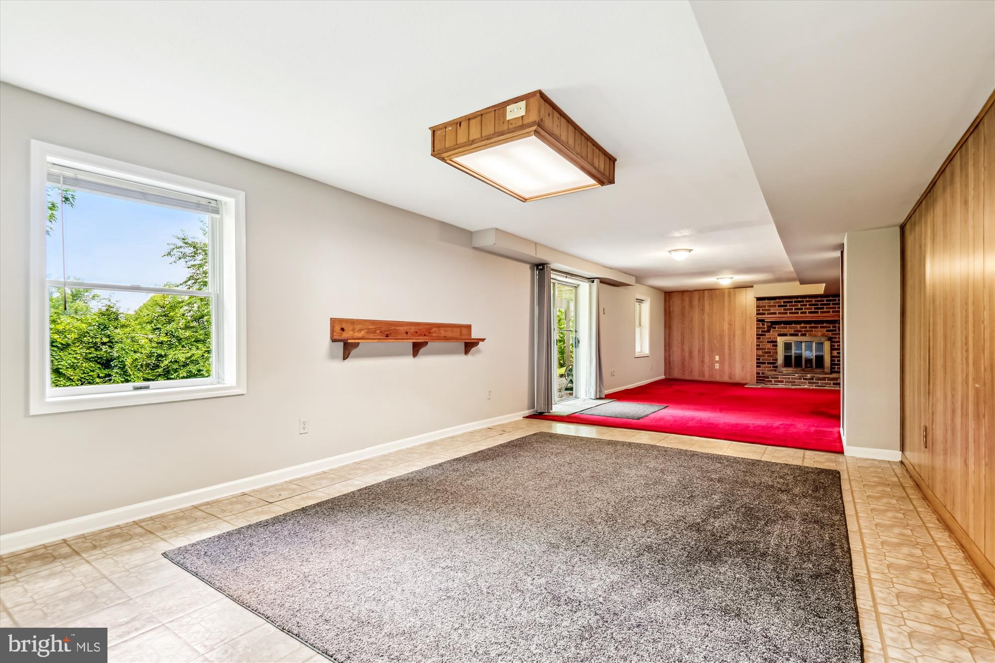 WOODRIDGE MANOR - Residential