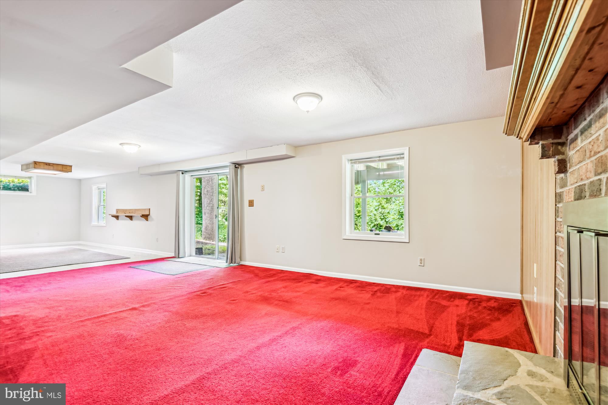 WOODRIDGE MANOR - Residential