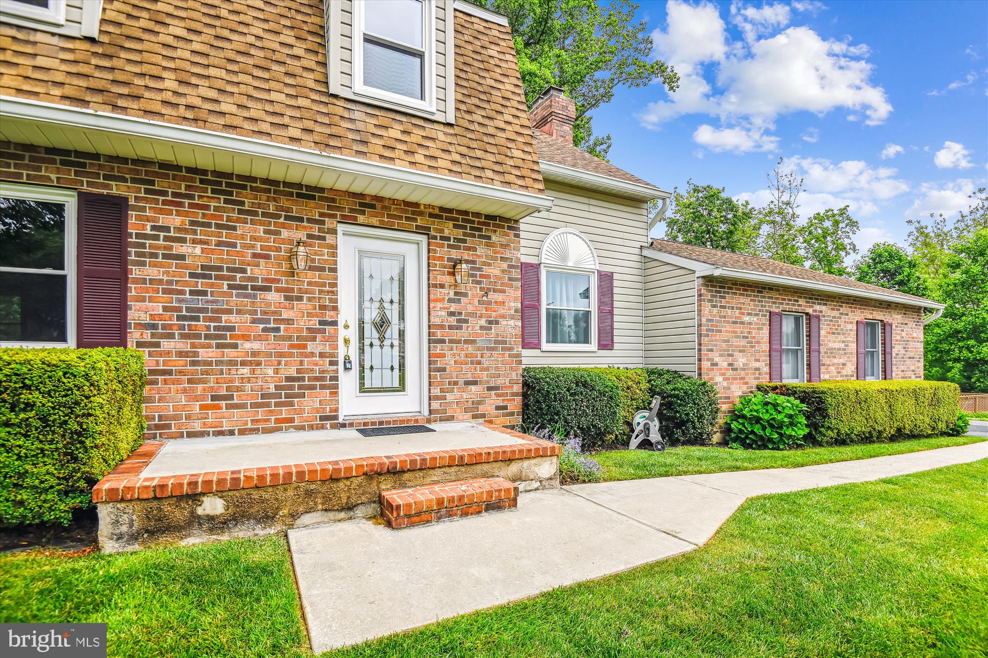 1302 TERRY WAY