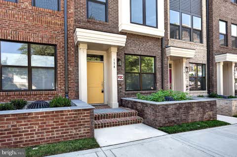 Photo of 158 N Lee, FALLS CHURCH, VA 22046 (MLS # VAFA2004190)