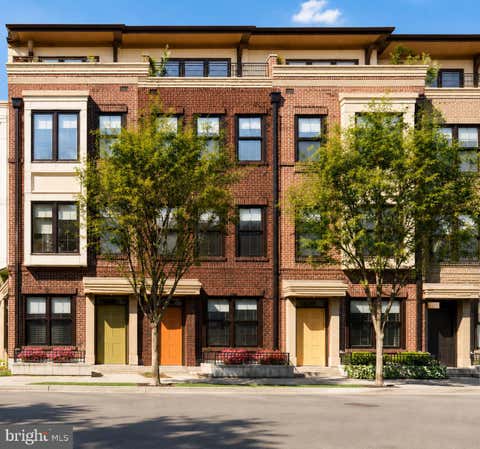 Photo of 158 N Lee, FALLS CHURCH, VA 22046 (MLS # VAFA2004190)