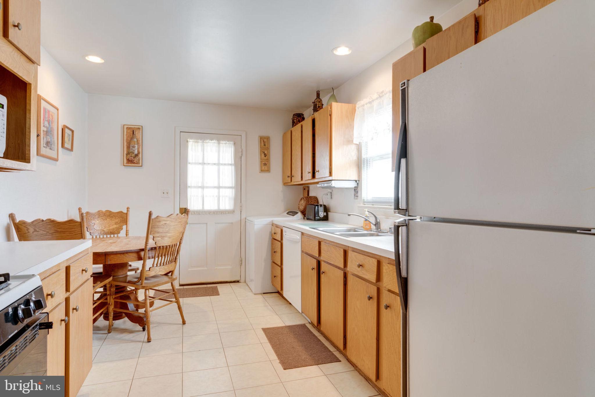 SPRINGFIELD ESTATES - Residential