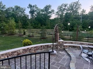 BALLANTRAE - Residential Lease