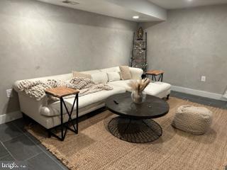 BALLANTRAE - Residential Lease