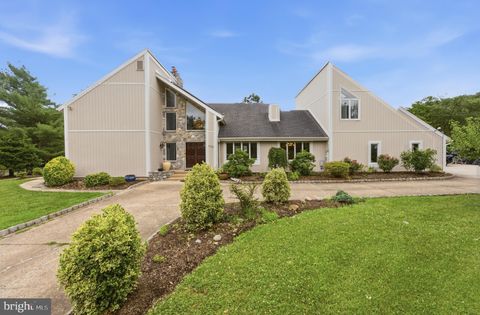 Homes For Sale - 970 Bortons Landing Road<br/> MOORESTOWN, NJ 08057