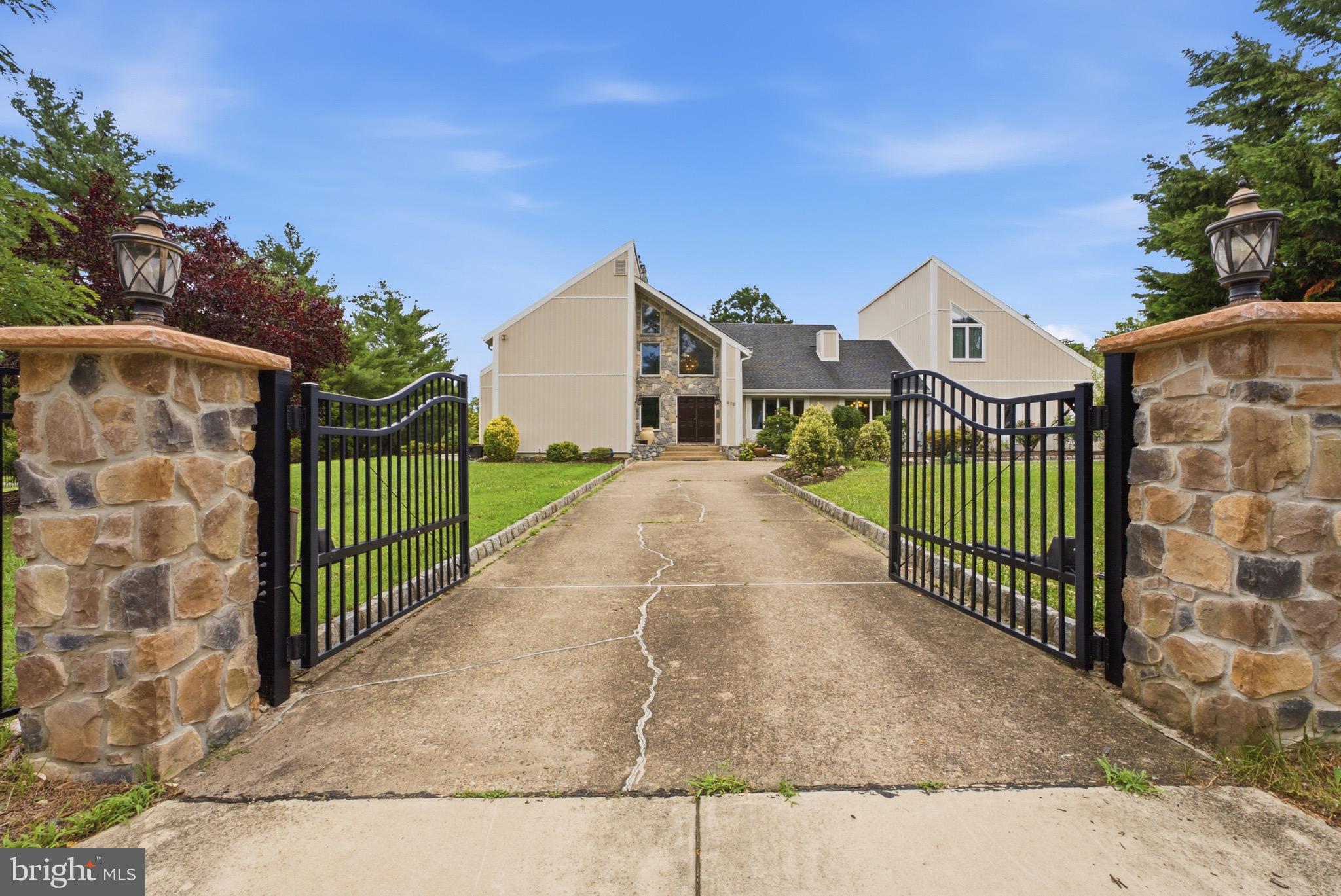 970 BORTONS LANDING ROAD