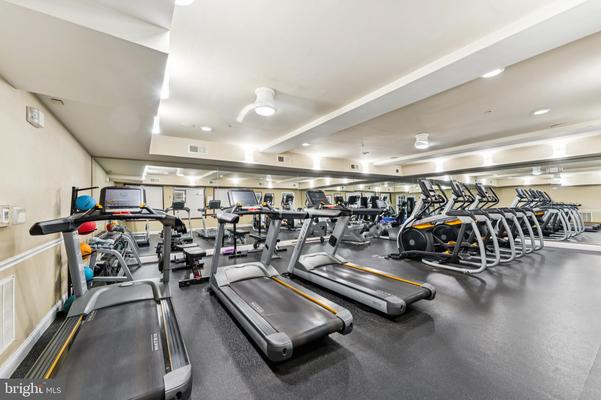 FITZ AT ROCKVILLE TOWN C - Residential