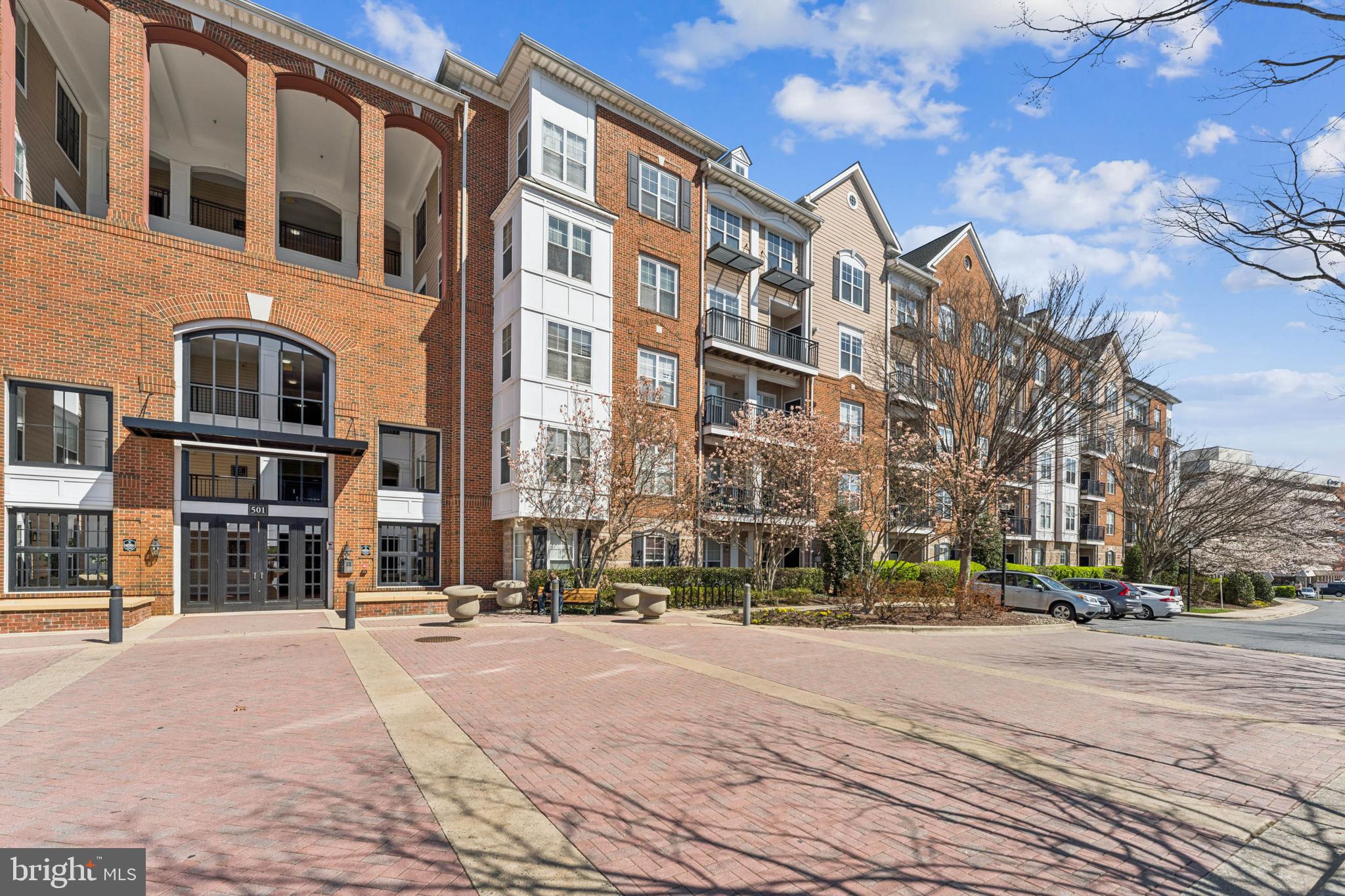 FITZ AT ROCKVILLE TOWN C - Residential