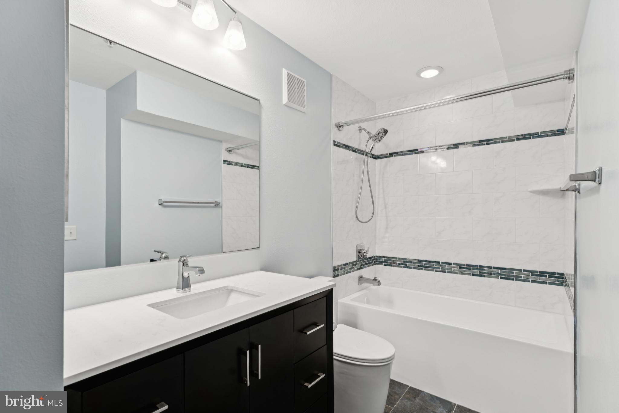 FITZ AT ROCKVILLE TOWN C - Residential