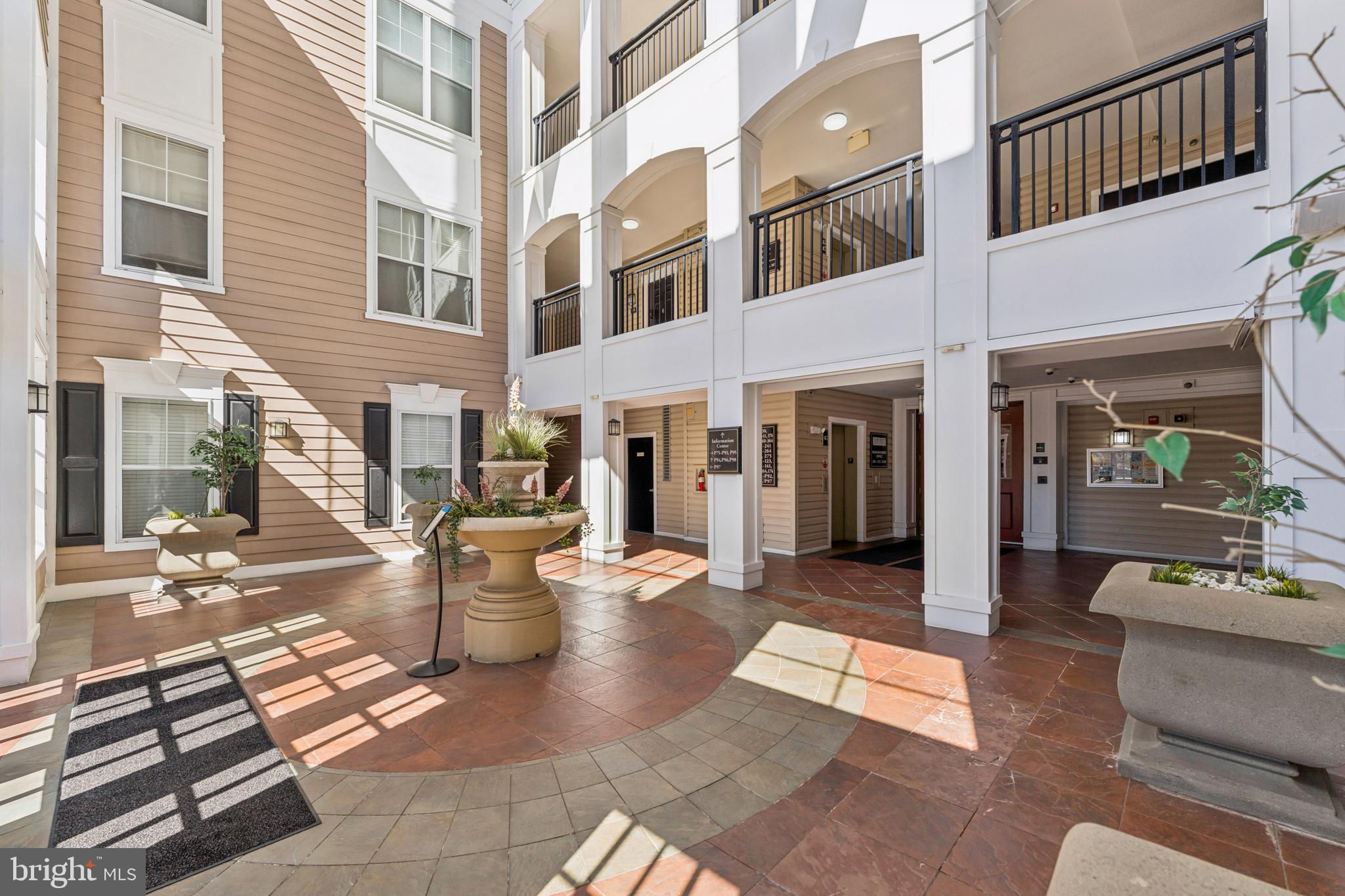 FITZ AT ROCKVILLE TOWN C - Residential