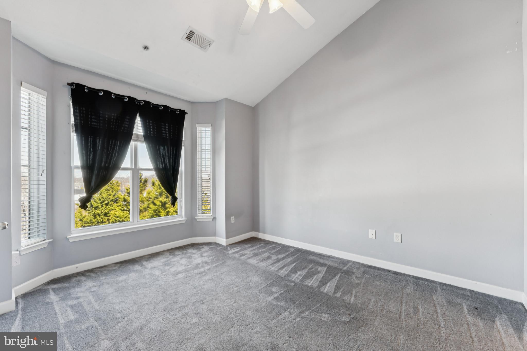 FITZ AT ROCKVILLE TOWN C - Residential