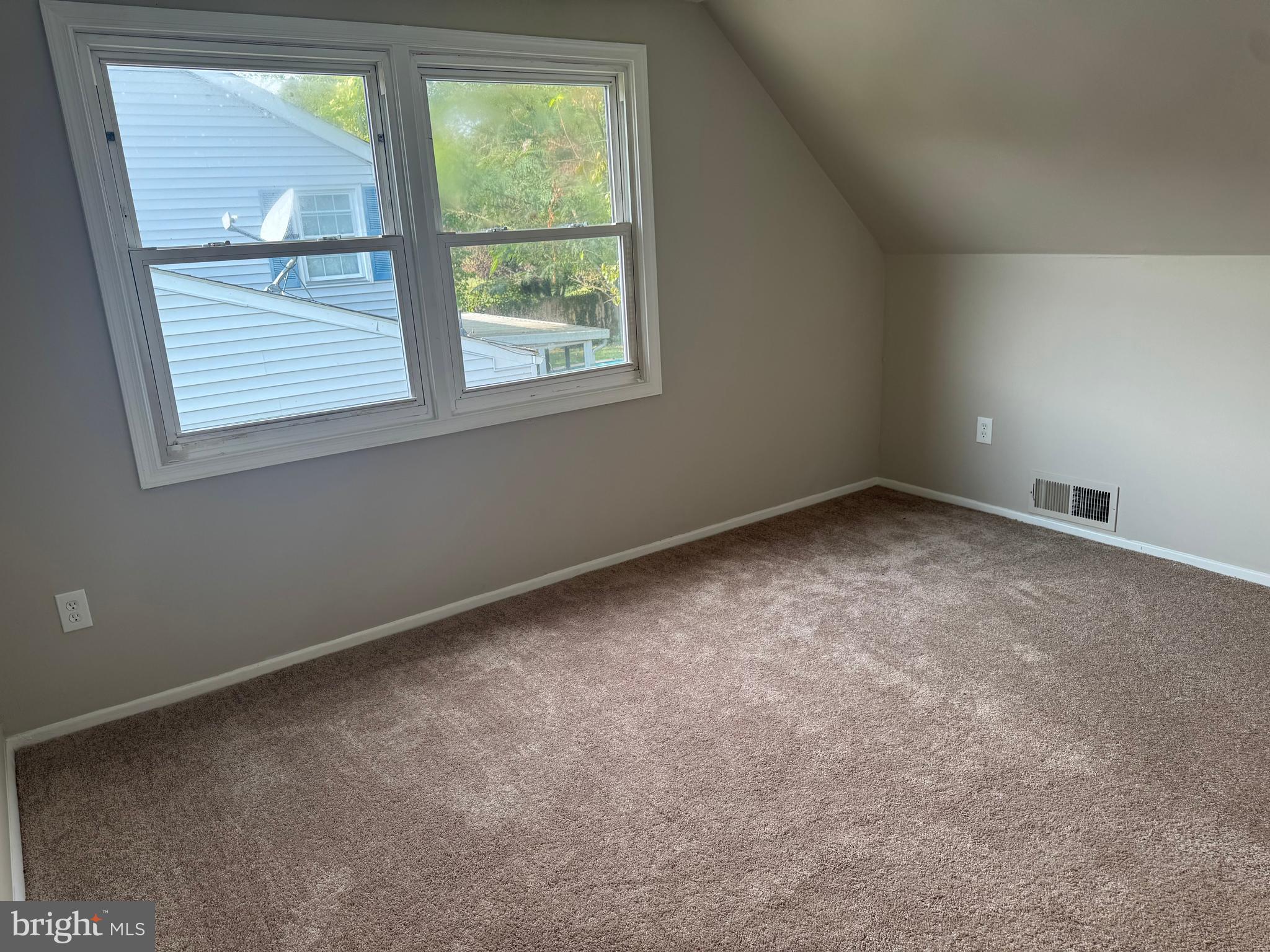 FOXHILL AT BELAIR - Residential