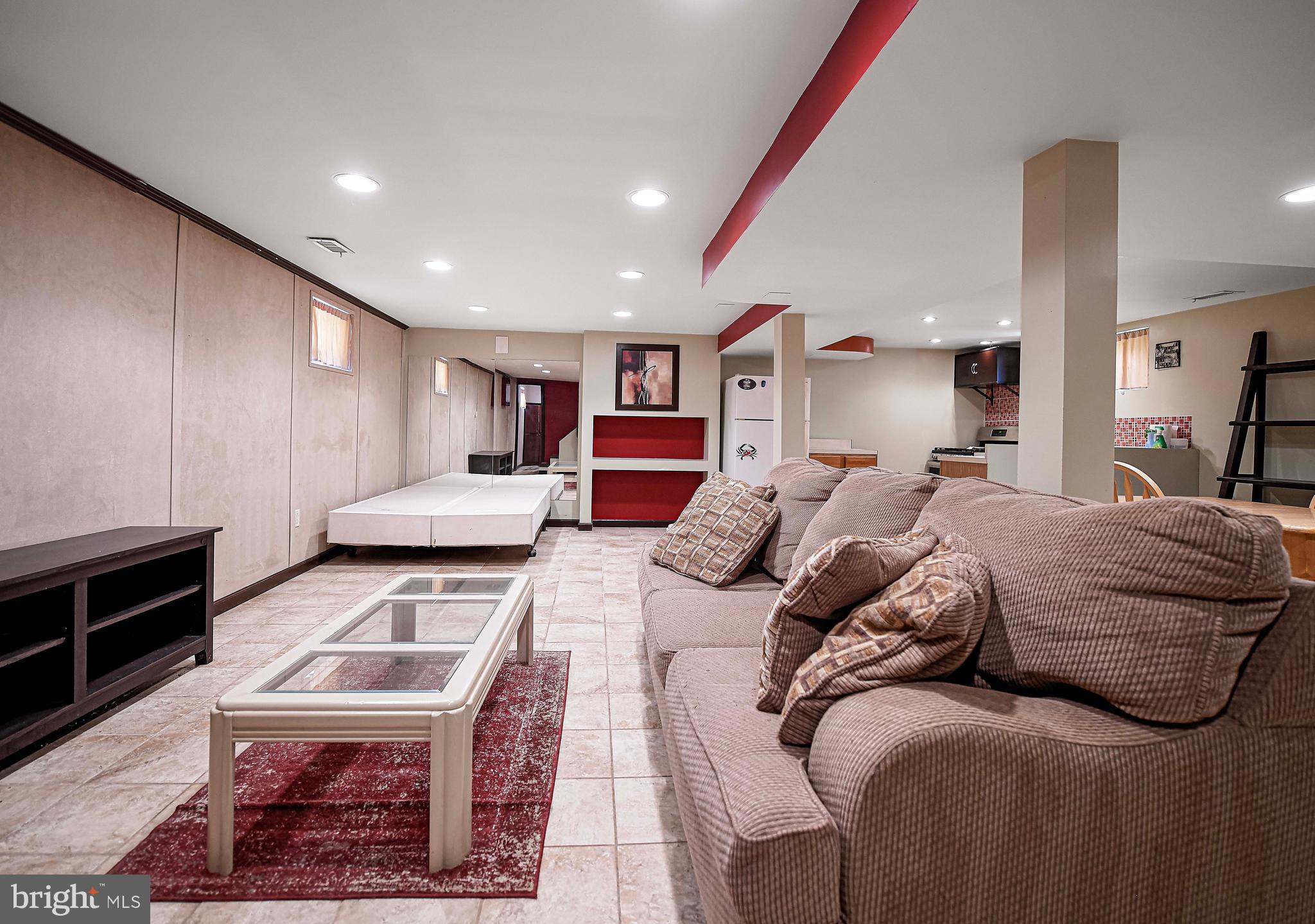 WOODHOME HEIGHTS - Residential