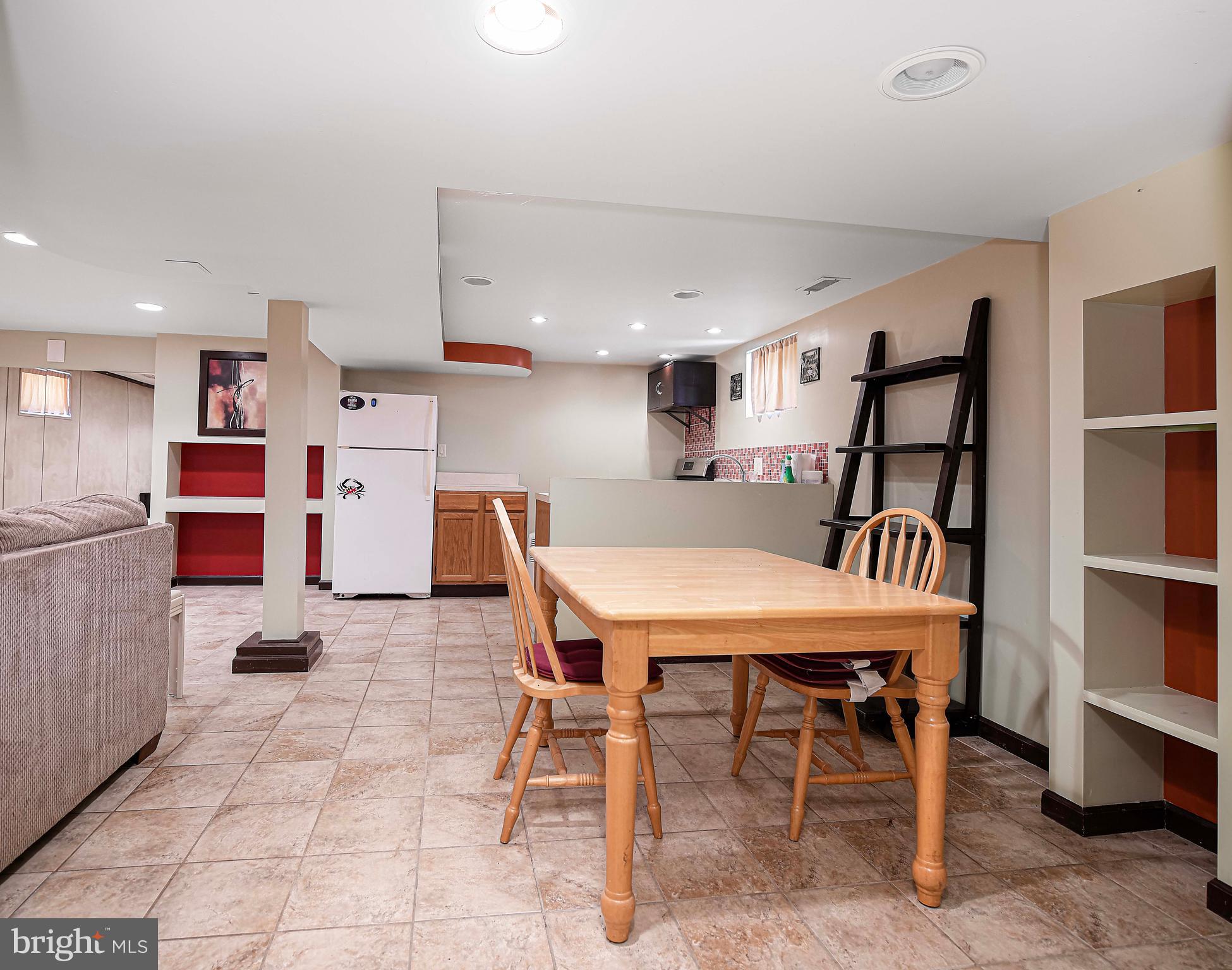 WOODHOME HEIGHTS - Residential