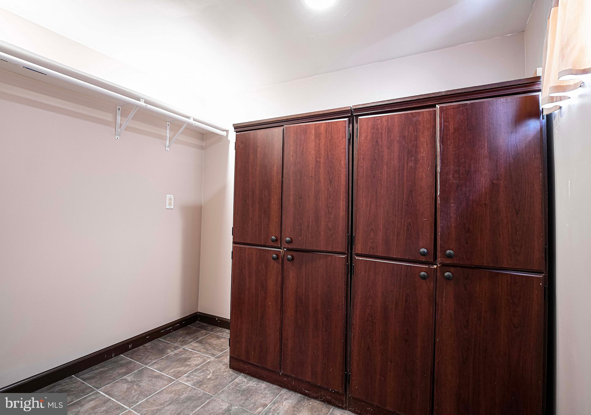 WOODHOME HEIGHTS - Residential