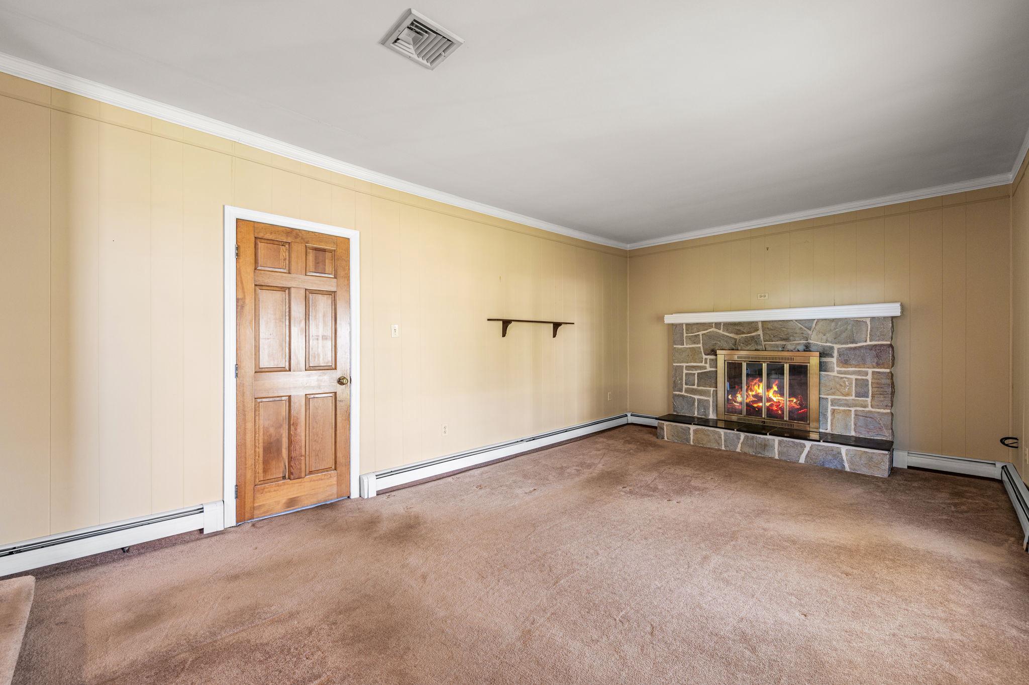 AMITY GARDENS - Residential