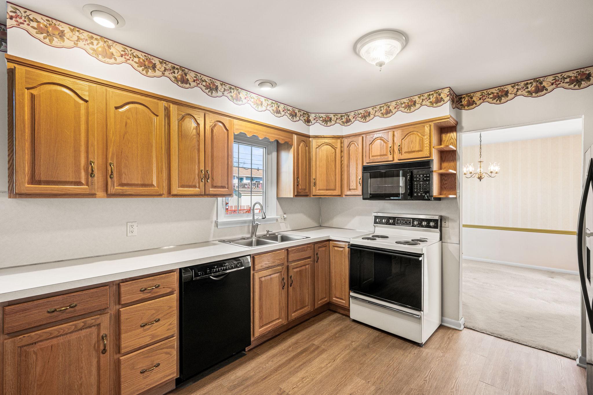 AMITY GARDENS - Residential