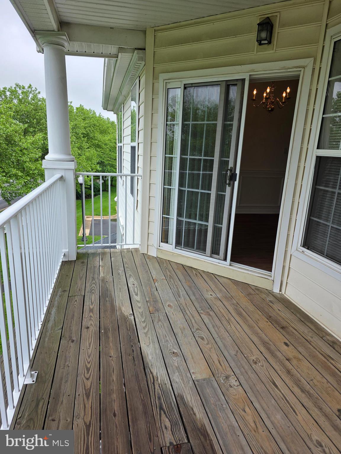 LAKESIDE AT SOUTH RIDING - Residential Lease