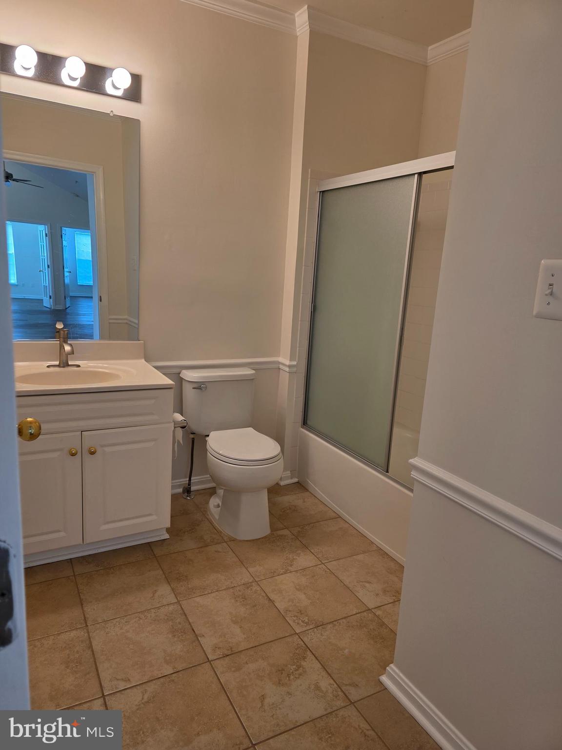 LAKESIDE AT SOUTH RIDING - Residential Lease