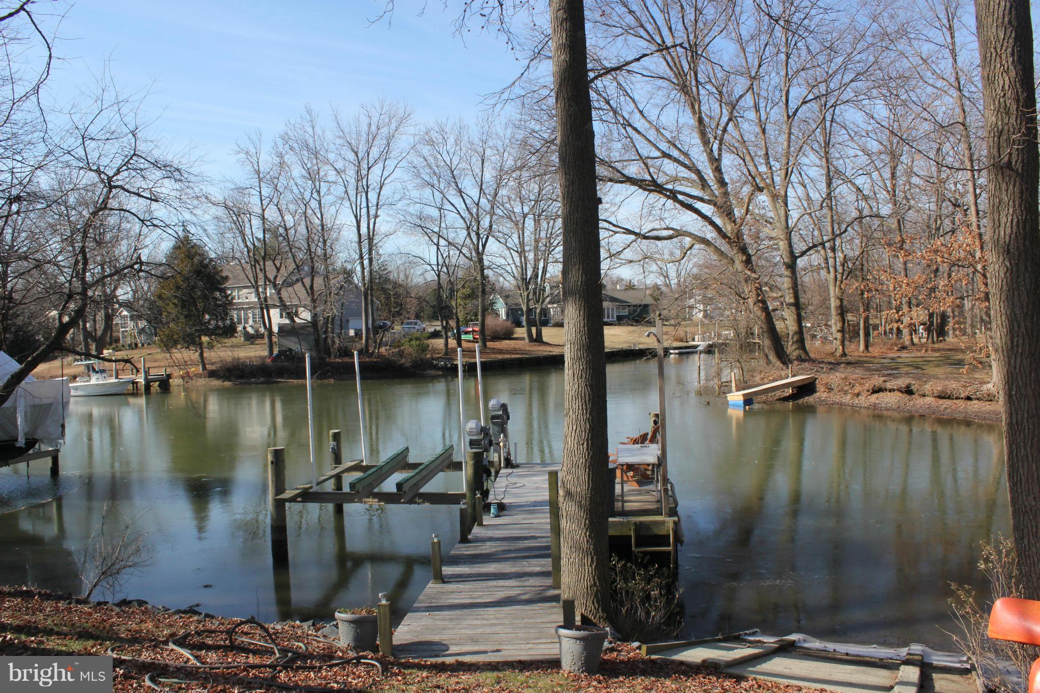 QUEEN ANNE COLONY - Residential
