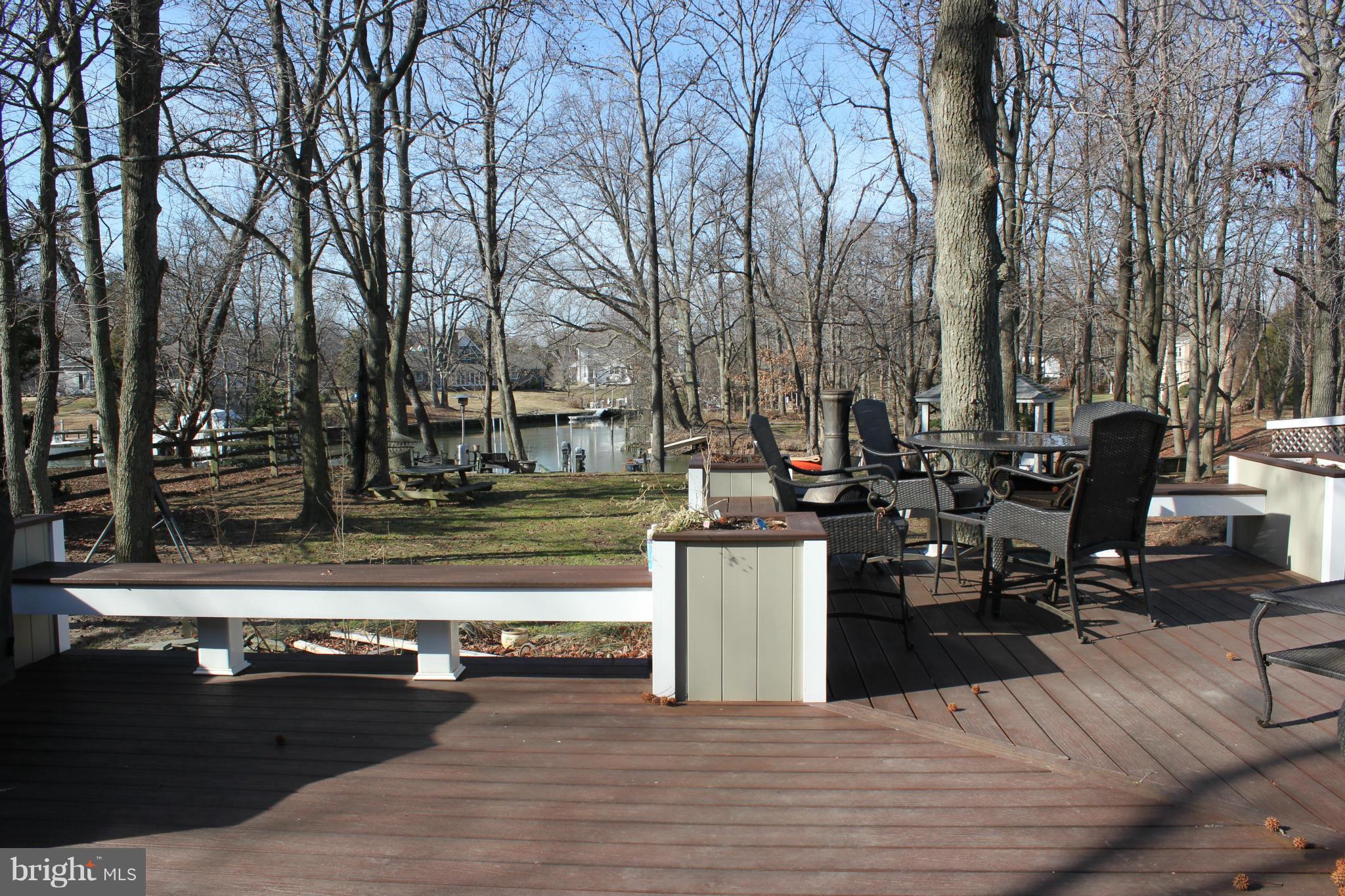 QUEEN ANNE COLONY - Residential