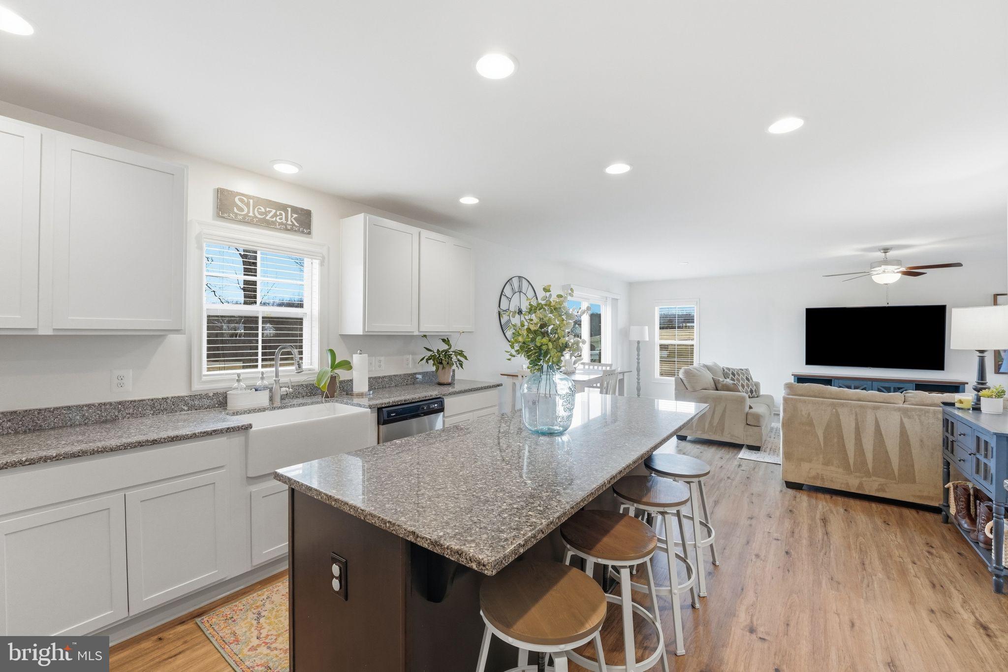 DOVE HILL ESTATES - Residential