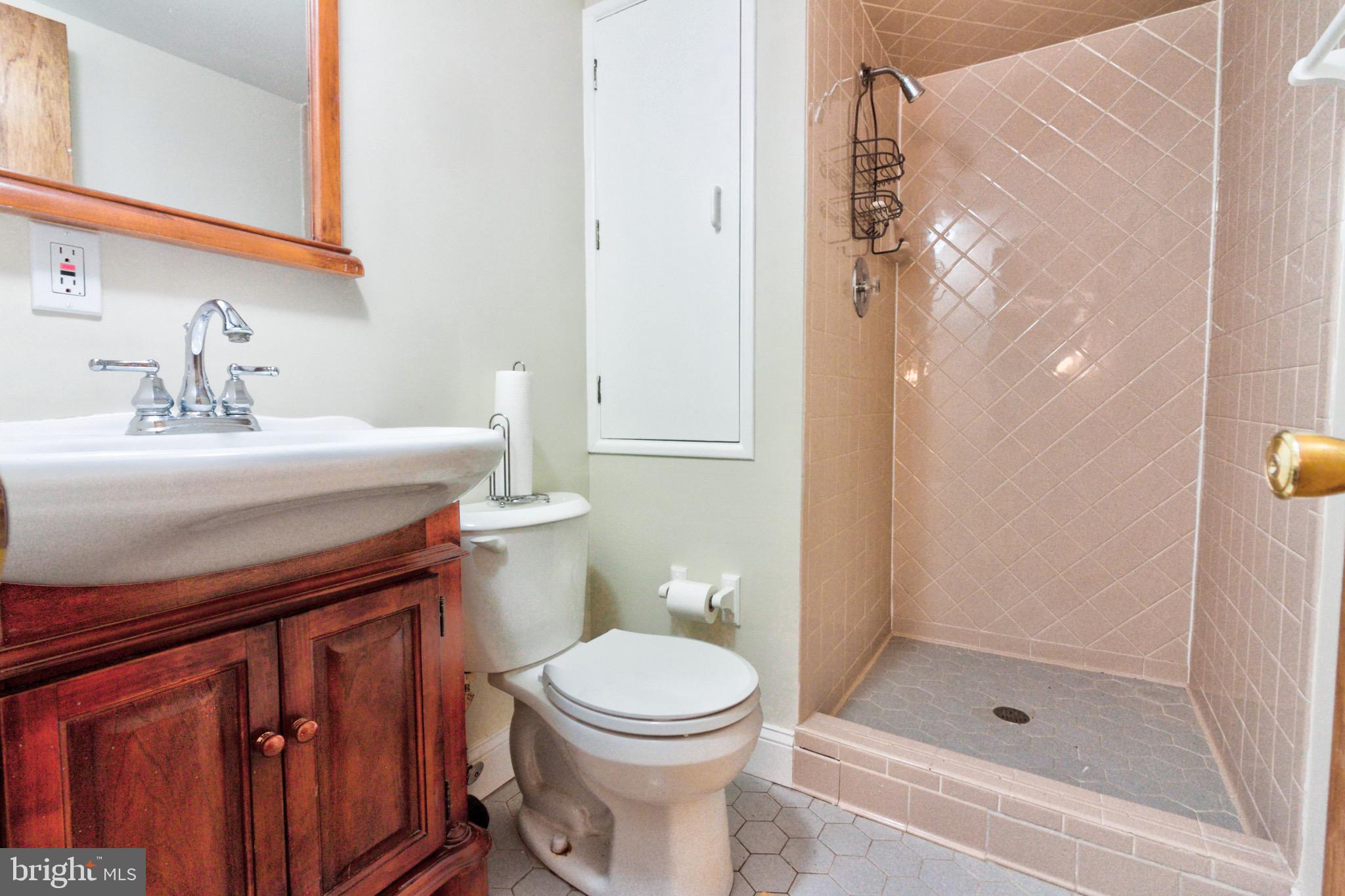 GLEN ALLEN - Residential