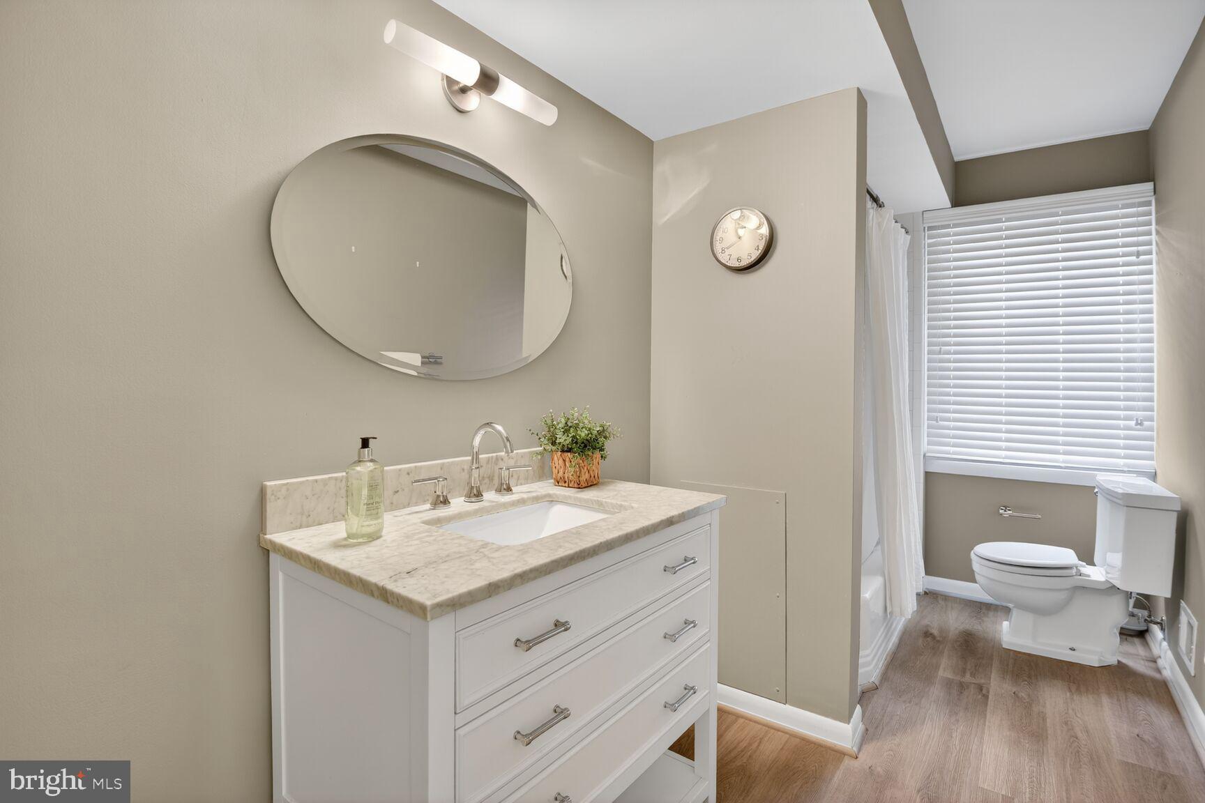 KENWOOD PARK - Residential