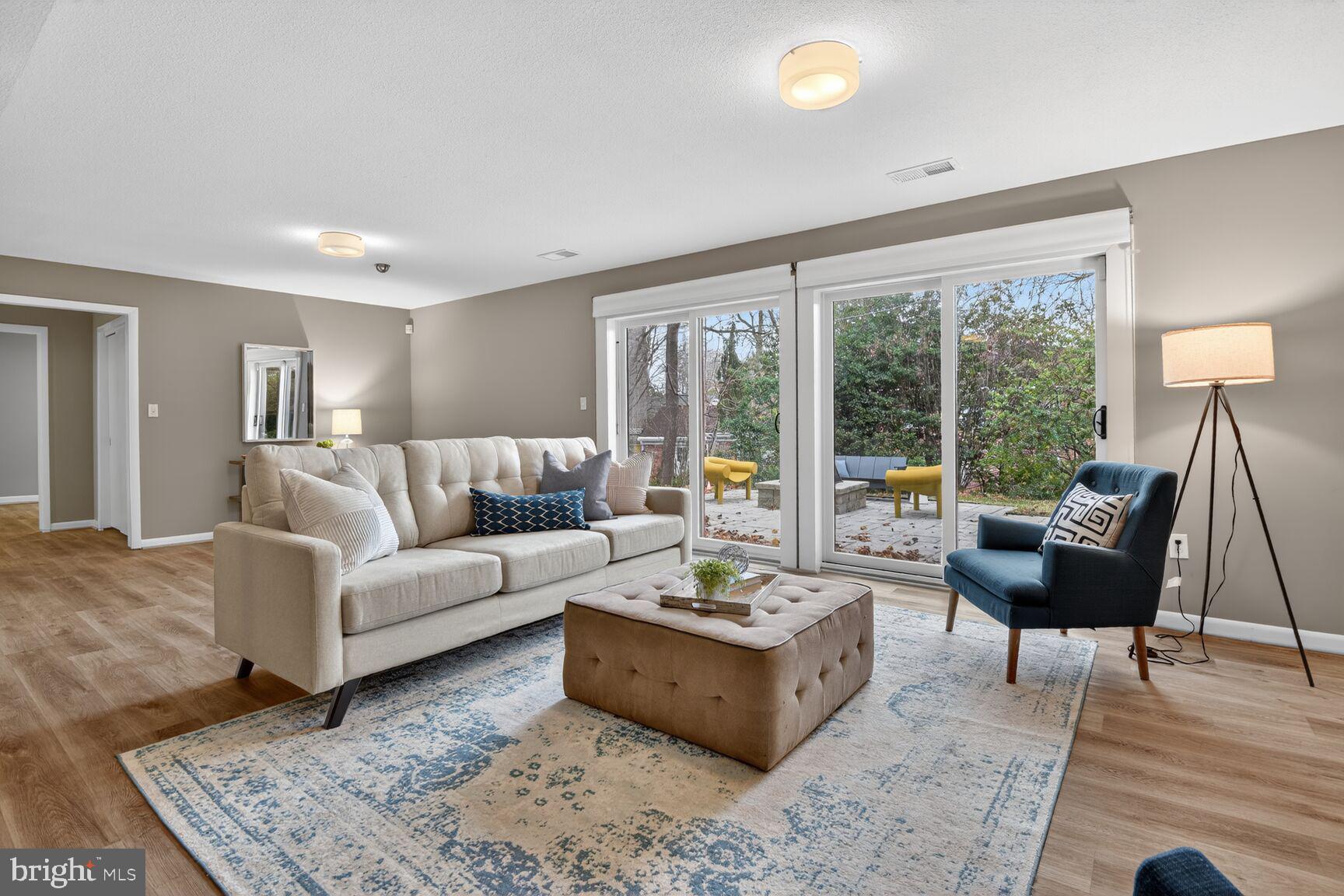 KENWOOD PARK - Residential