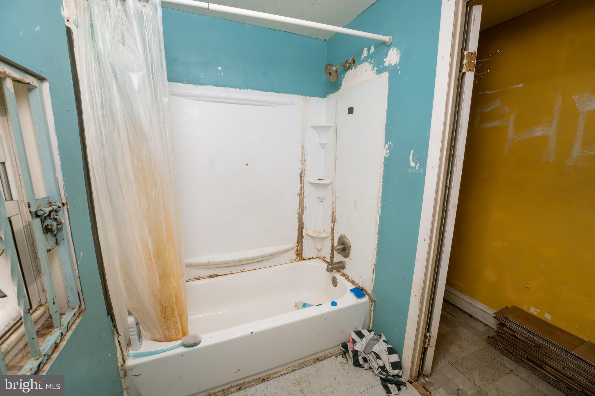 TEMPLE UNIVERSITY - Residential